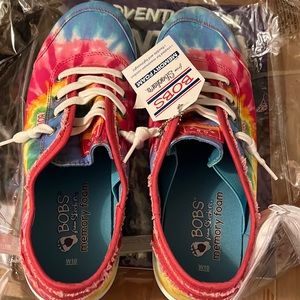 Bobs size 10 tie dye tennis shoes